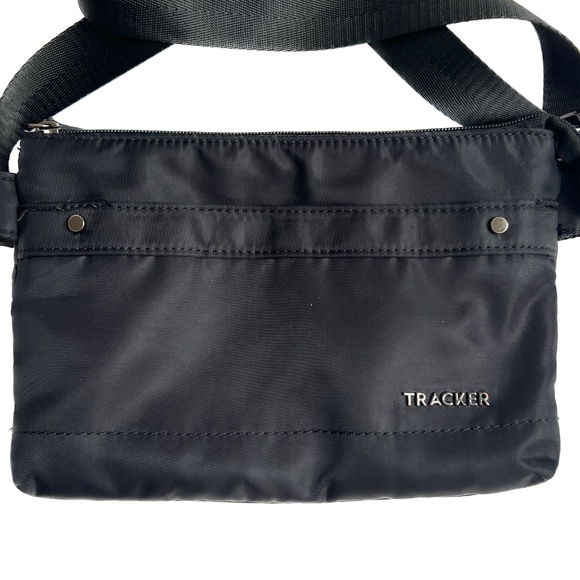 Tracker Crossbody Bag Travel Black RFID Slot 3 Pockets Small 10" x 7 1/2" - Picture 2 of 9
